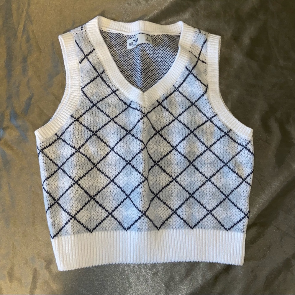 Small Hollister Argyle Grey Plaid Sweater Vest